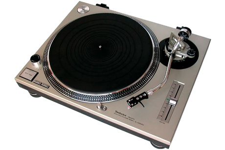 Technics SL-1200MK2